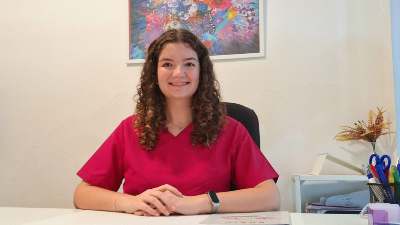 ANA Mª GARCÍA SOLANA<br />
